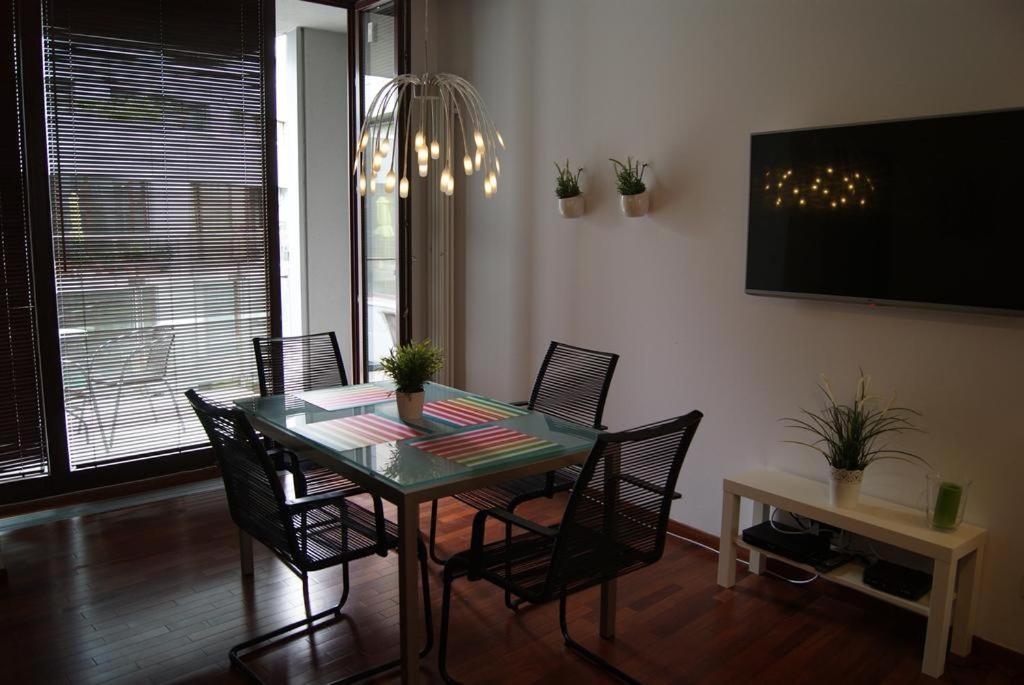 Apartamenty Triton Park Varşova Dış mekan fotoğraf